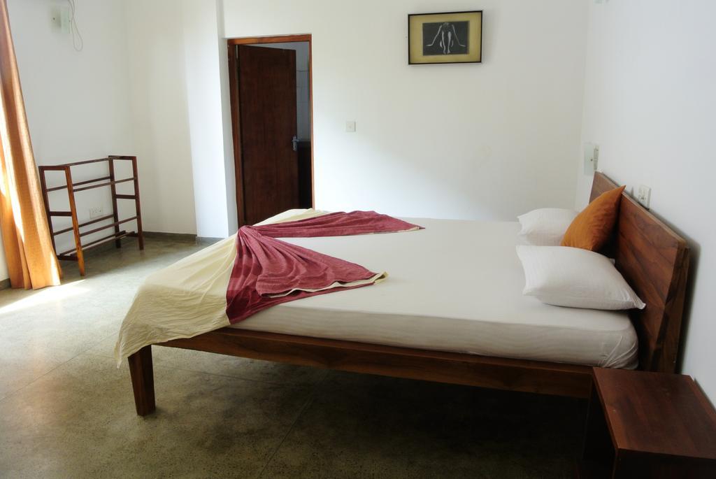 Surf Lanka Hotel Matara Bilik gambar