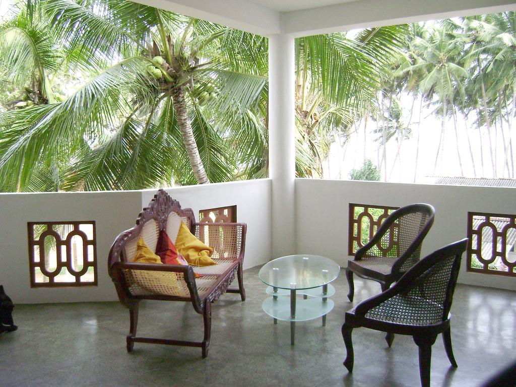 Surf Lanka Hotel Matara Bilik gambar