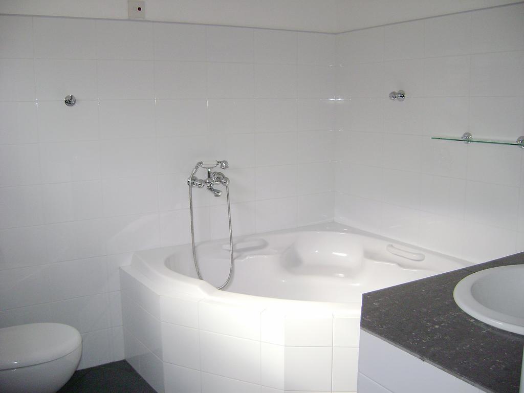 Surf Lanka Hotel Matara Bilik gambar