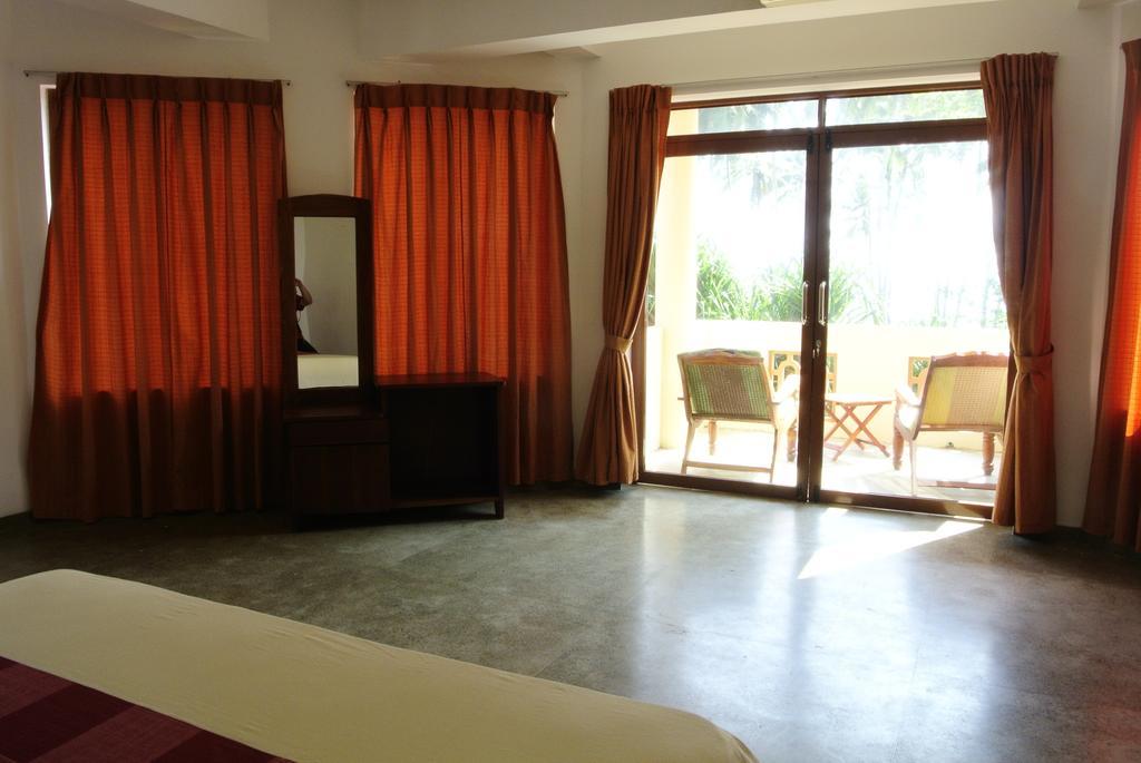 Surf Lanka Hotel Matara Bilik gambar