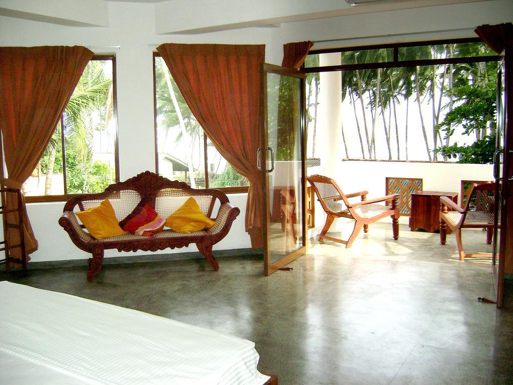Surf Lanka Hotel Matara Bilik gambar